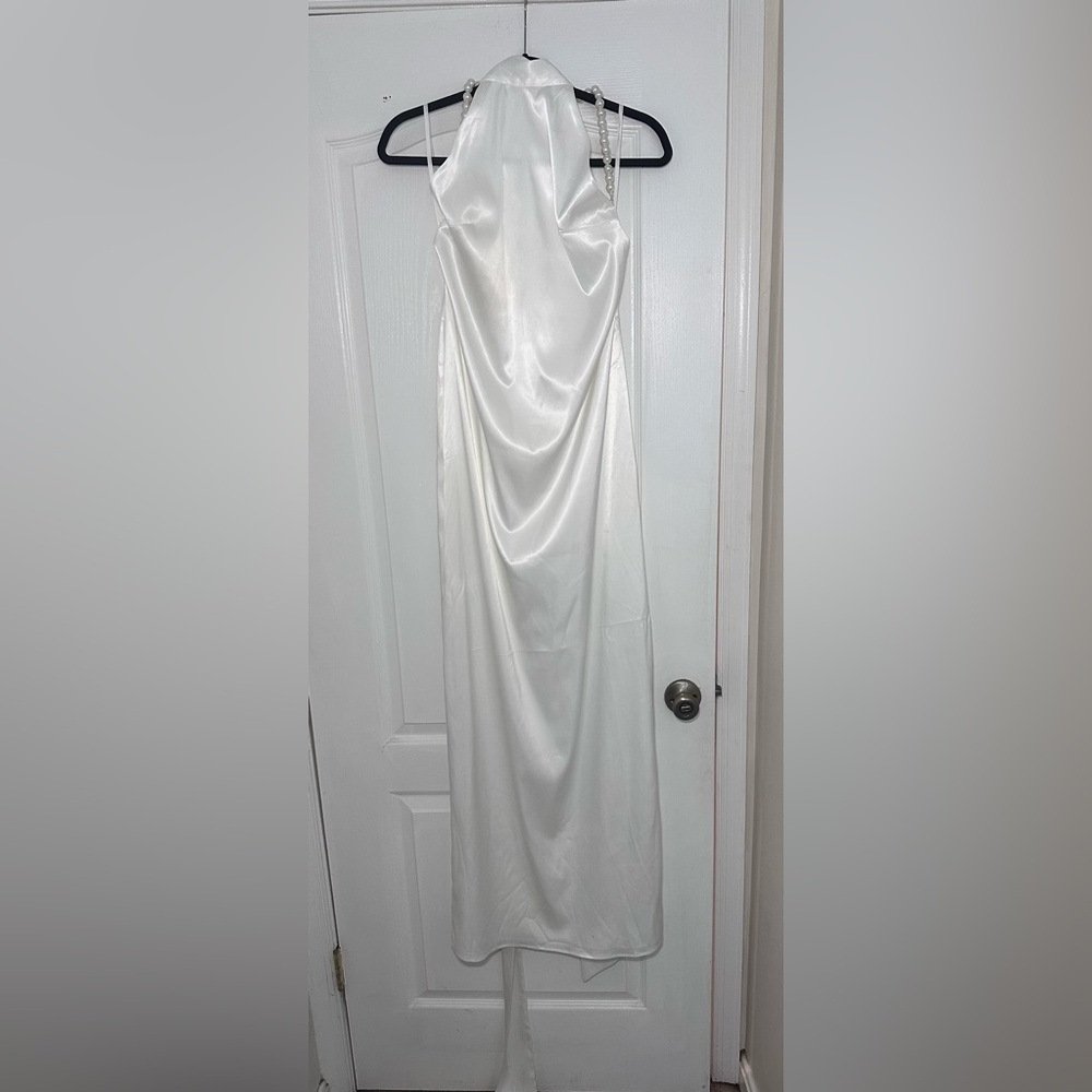 Khanum’s Kemily Elegant White Halter Dress - Ivory , XL